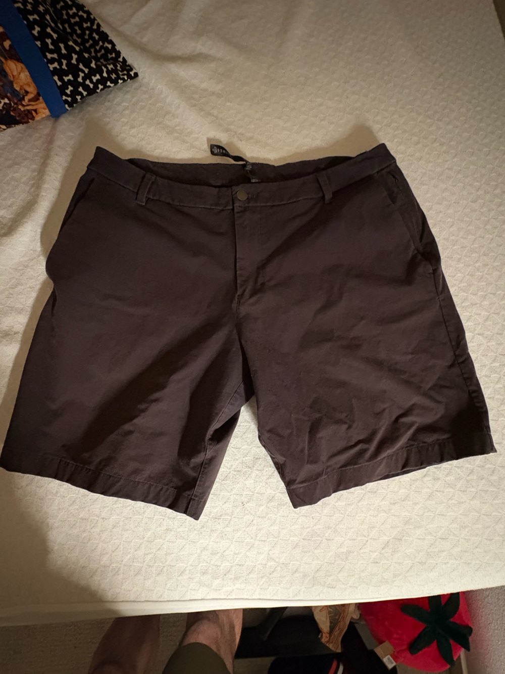 lululemon athletica Men's Dark Brown Chino-Style Shorts 9” inseam